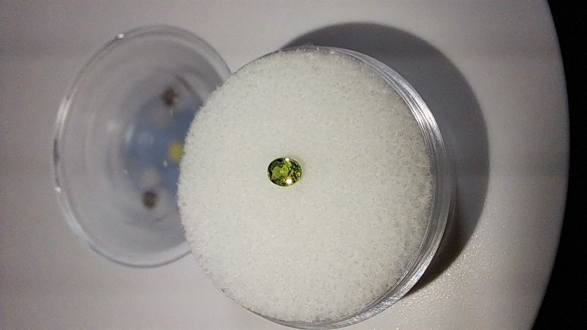 Demantoid Garnet Brilliant Facet Oval