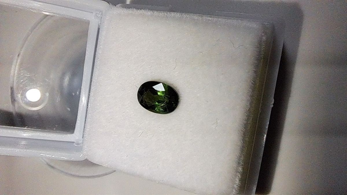 Forest Green Sapphire Brilliant Facet Oval
