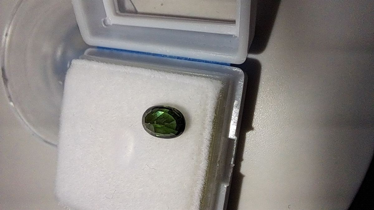 Forest Green Sapphire Brilliant Facet Oval
