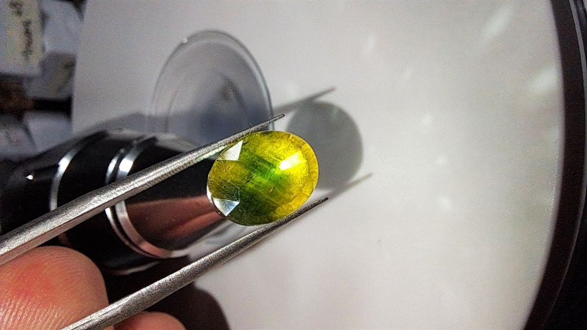 Parti Color Blue-Green & Yellow Sapphire Brilliant Facet Oval
