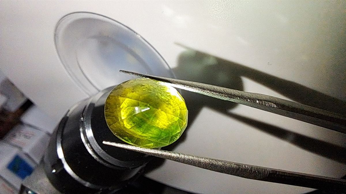 Parti Color Blue-Green & Yellow Sapphire Brilliant Facet Oval