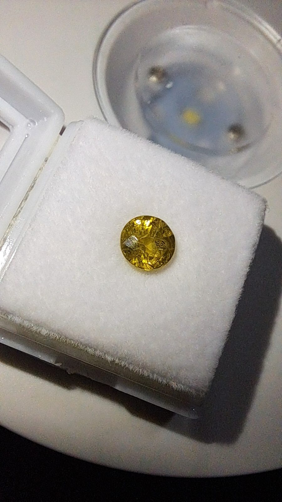 Yellow/Green Grossular GarnetBrilliant Facet Semi-Round Cut