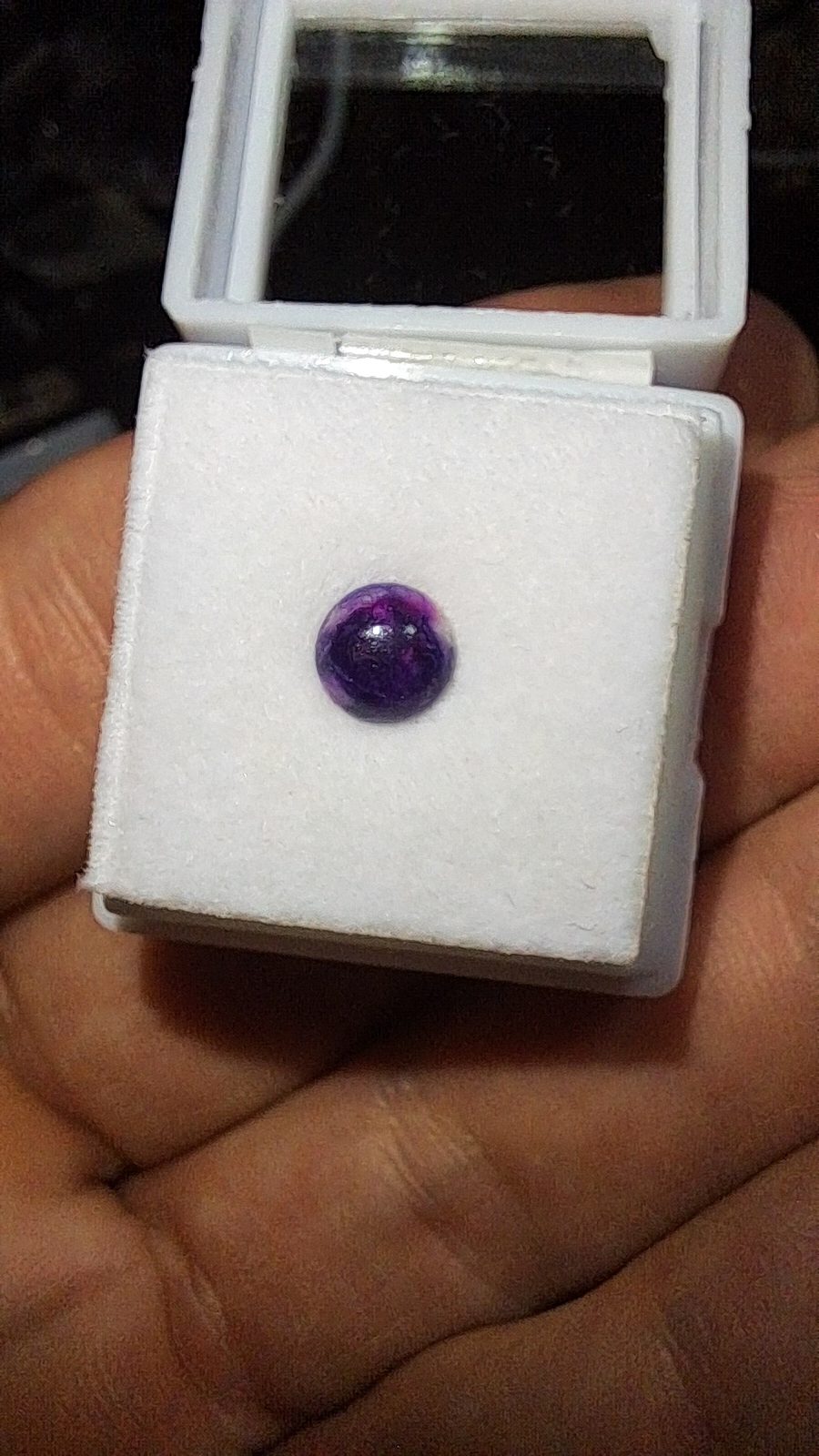 Purple Hackmanite Tenebrescent Round Cab