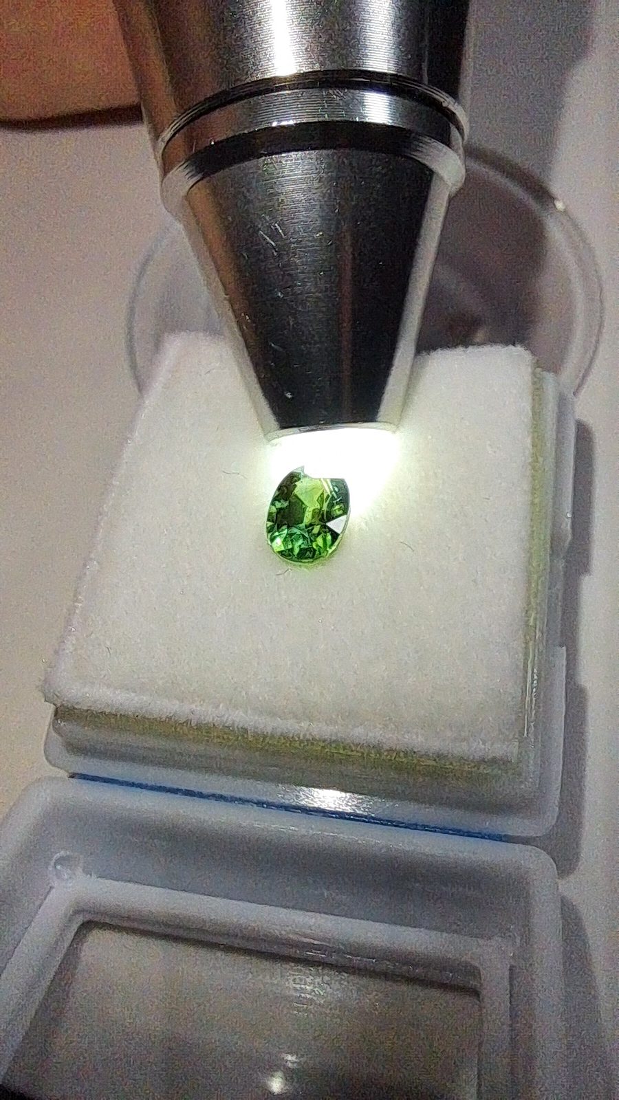 Green Sapphire Brilliant Facet Oval