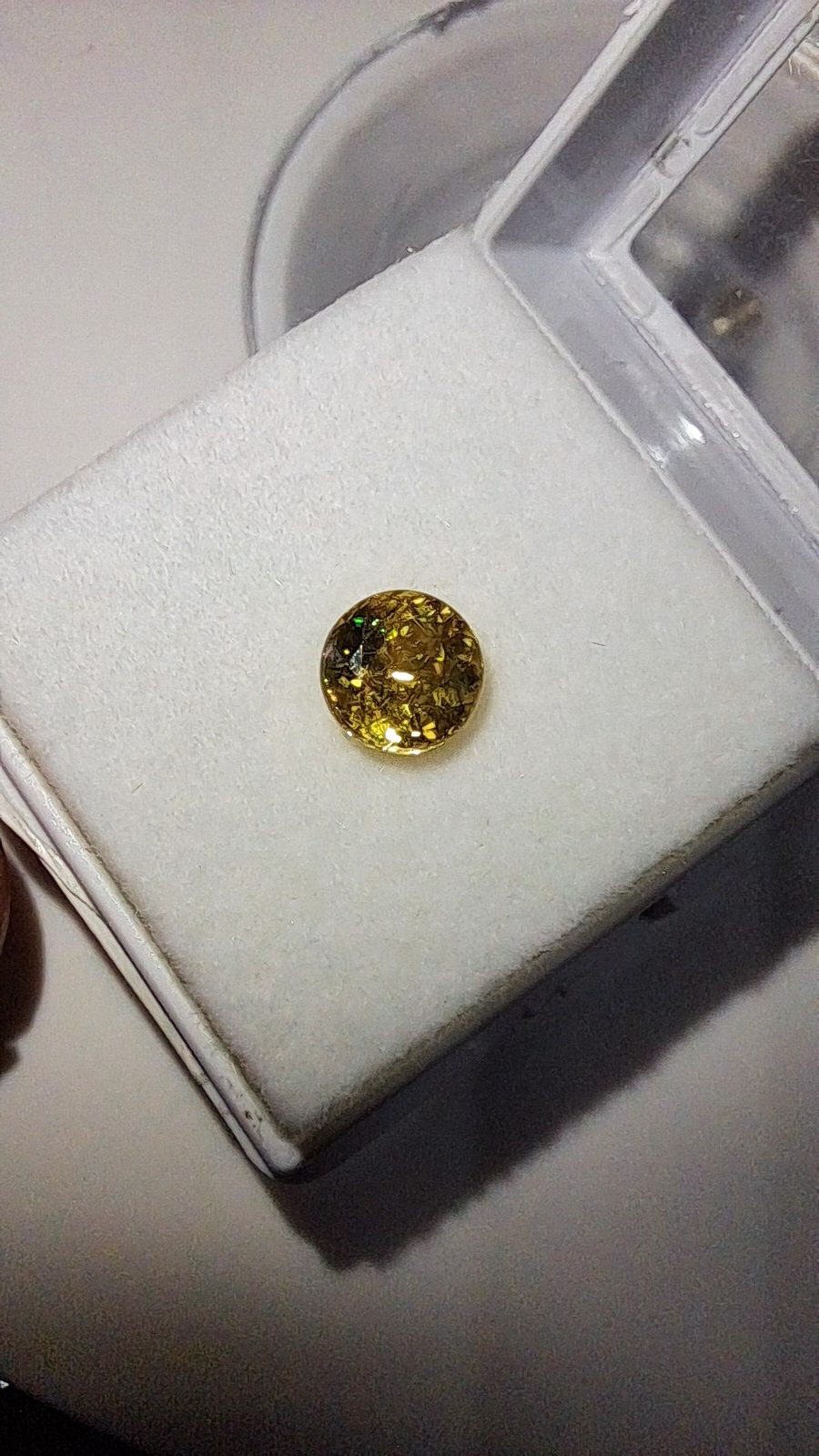 Green Yellow Sphene Brilliant Facet Round