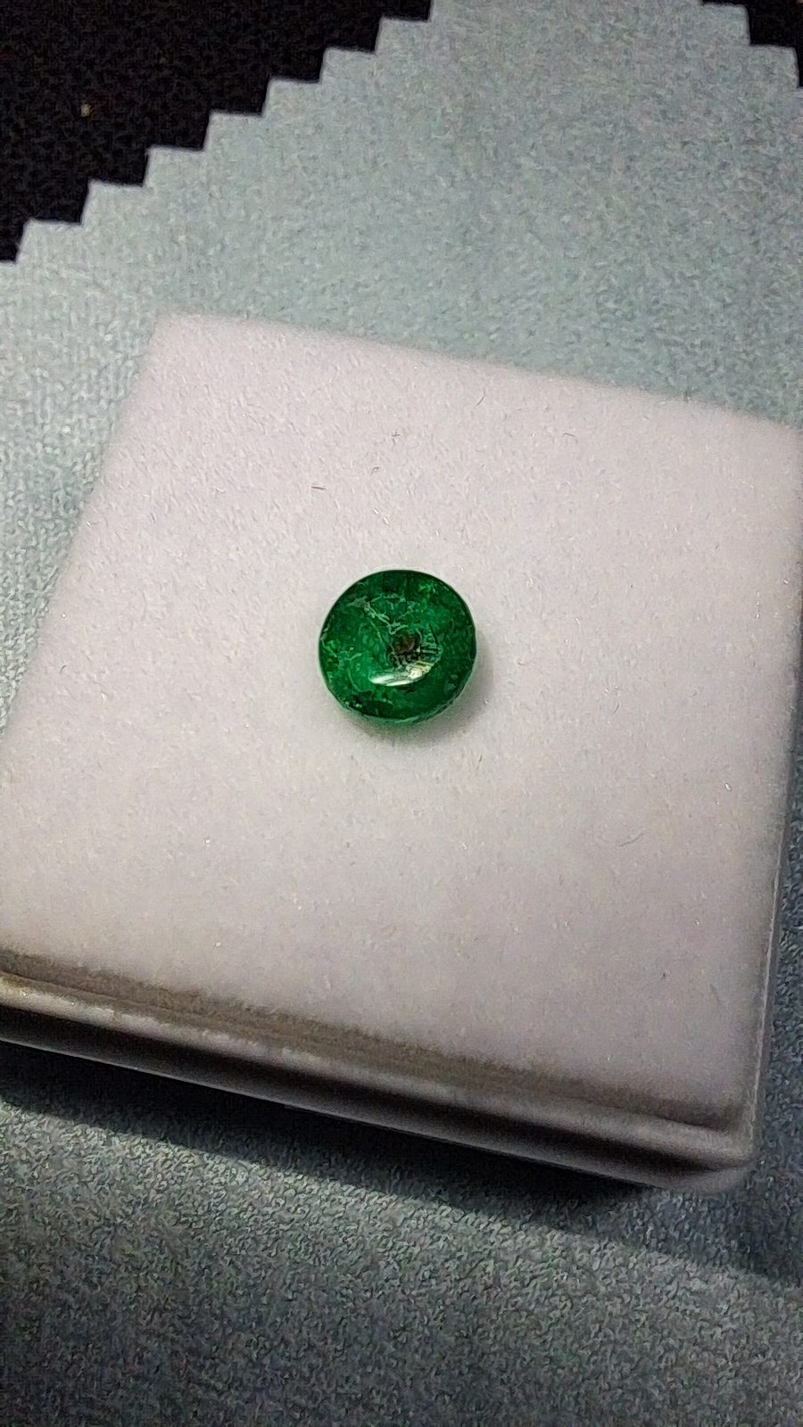 Colombian Emerald, No Oil