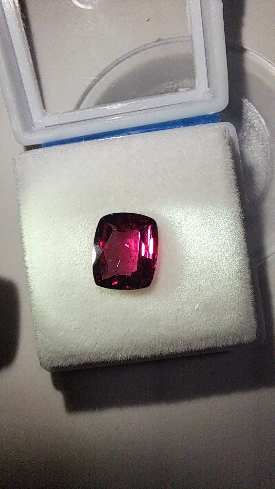 Purple pink Rhodolite Garnet Brilliant Facet Cushion Cut