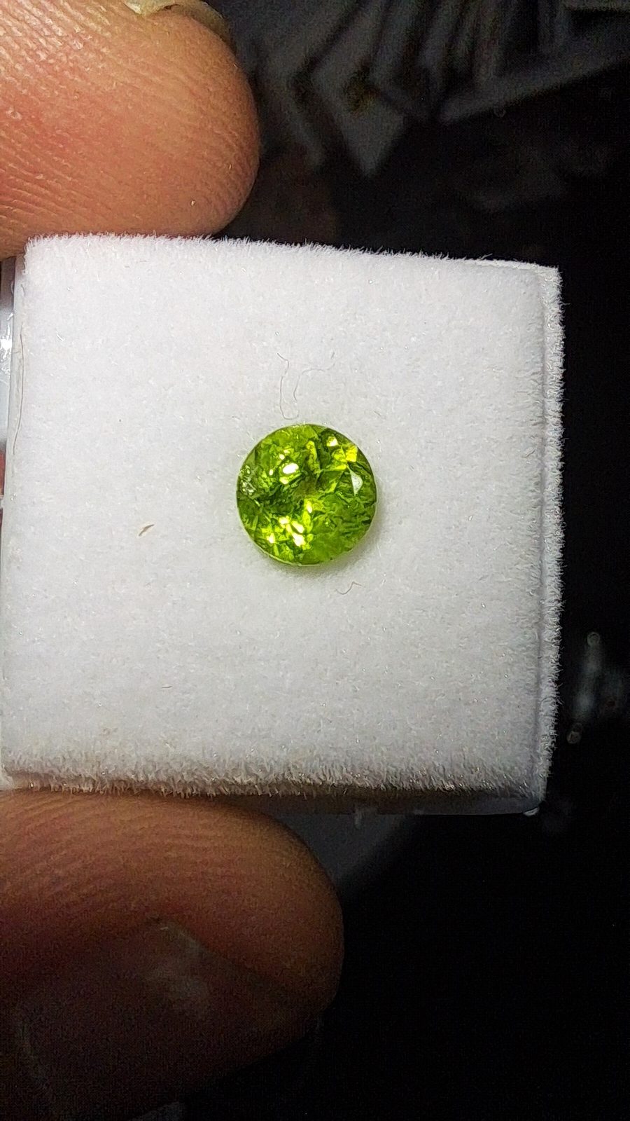 Peridot Brilliant Facet Round Cut