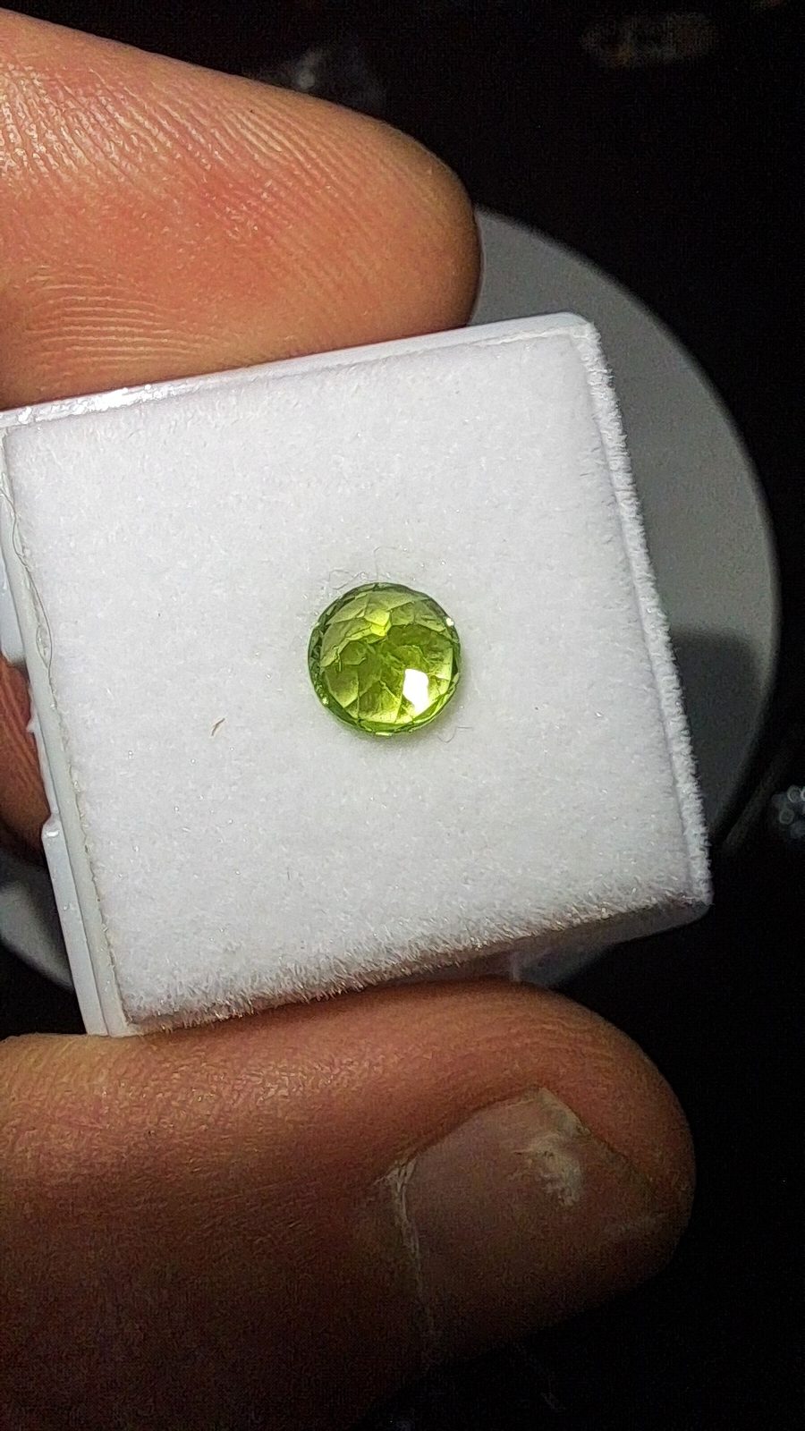 Peridot Brilliant Facet Round Cut